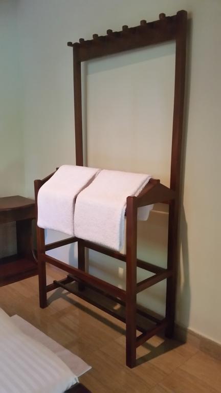 Sanasuma Rest Hotel Anuradhapura Eksteriør billede