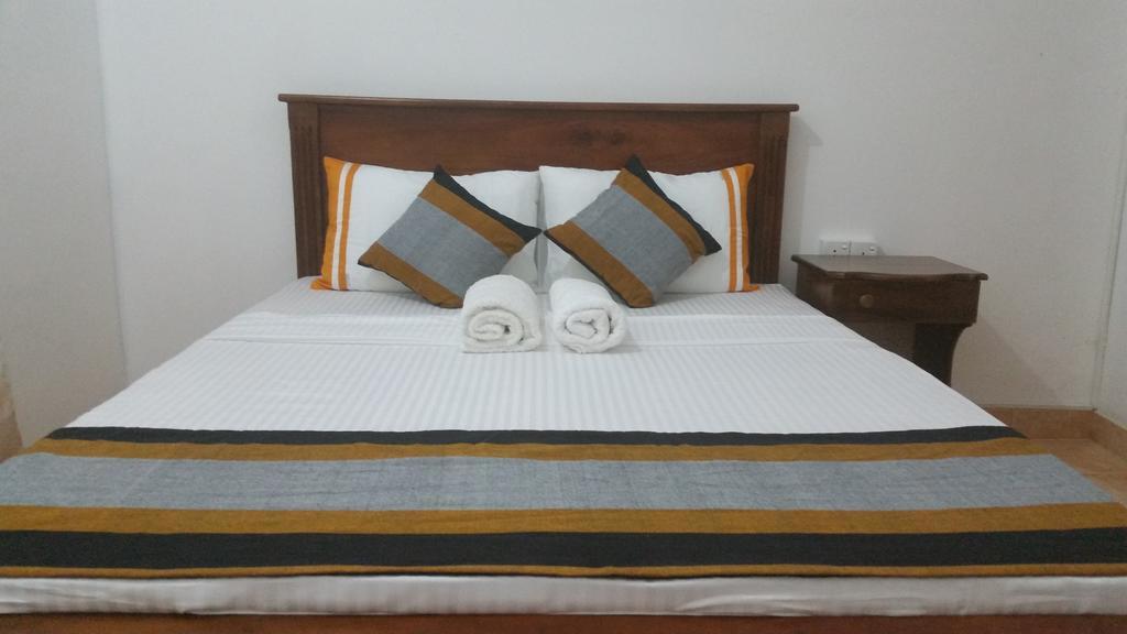 Sanasuma Rest Hotel Anuradhapura Eksteriør billede